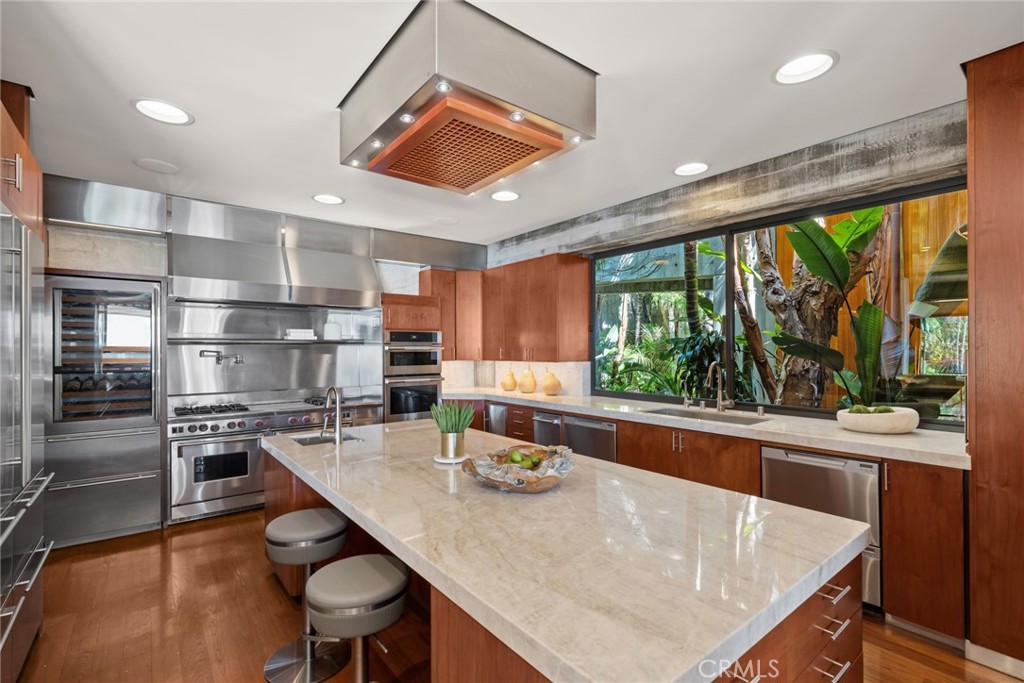Professional kitchen with stainless appliances at 100 Rockledge Road, Laguna Beach Professional kitchen with stainless appliances at 100 Rockledge Road, Laguna Beach
