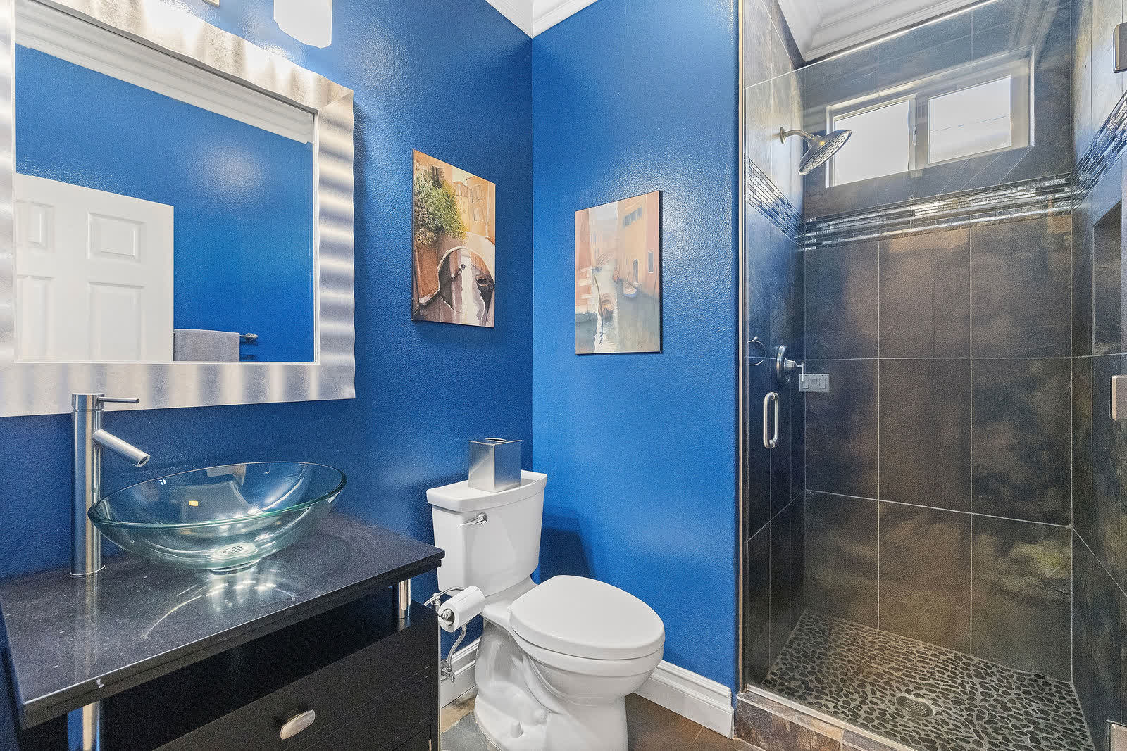 Full bathroom with a glass shower enclosure at 5 Lyon Ridge, Aliso Viejo