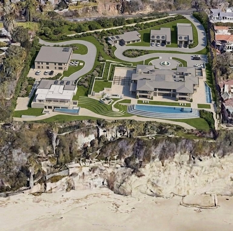 Conceptual rendering from the listing of a single-compound plan for the site at 32229 Coast Hwy, Laguna Beach Conceptual rendering from the listing of a single-compound plan for the site at 32229 Coast Hwy, Laguna Beach