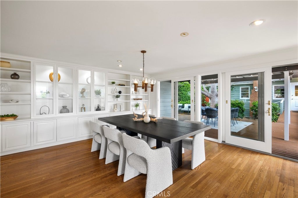 Dining room with glass-front built-in cabinets at 499 Legion, Laguna Beach Dining room with glass-front built-in cabinets at 499 Legion, Laguna Beach