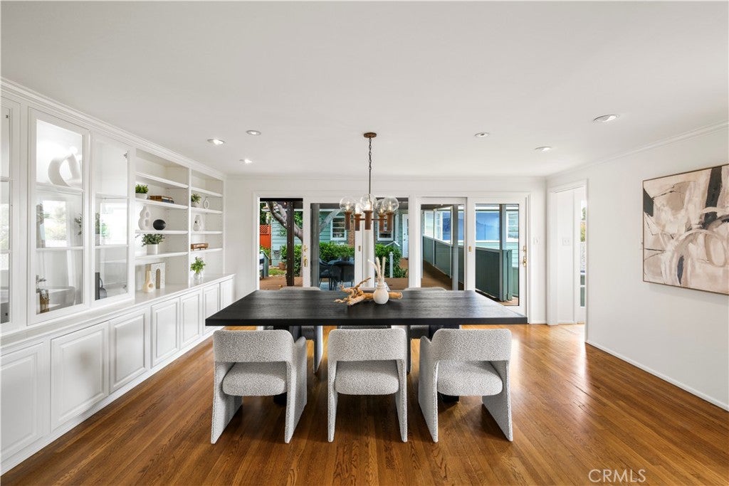 Dining room with wood floors at 499 Legion, Laguna Beach Dining room with wood floors at 499 Legion, Laguna Beach